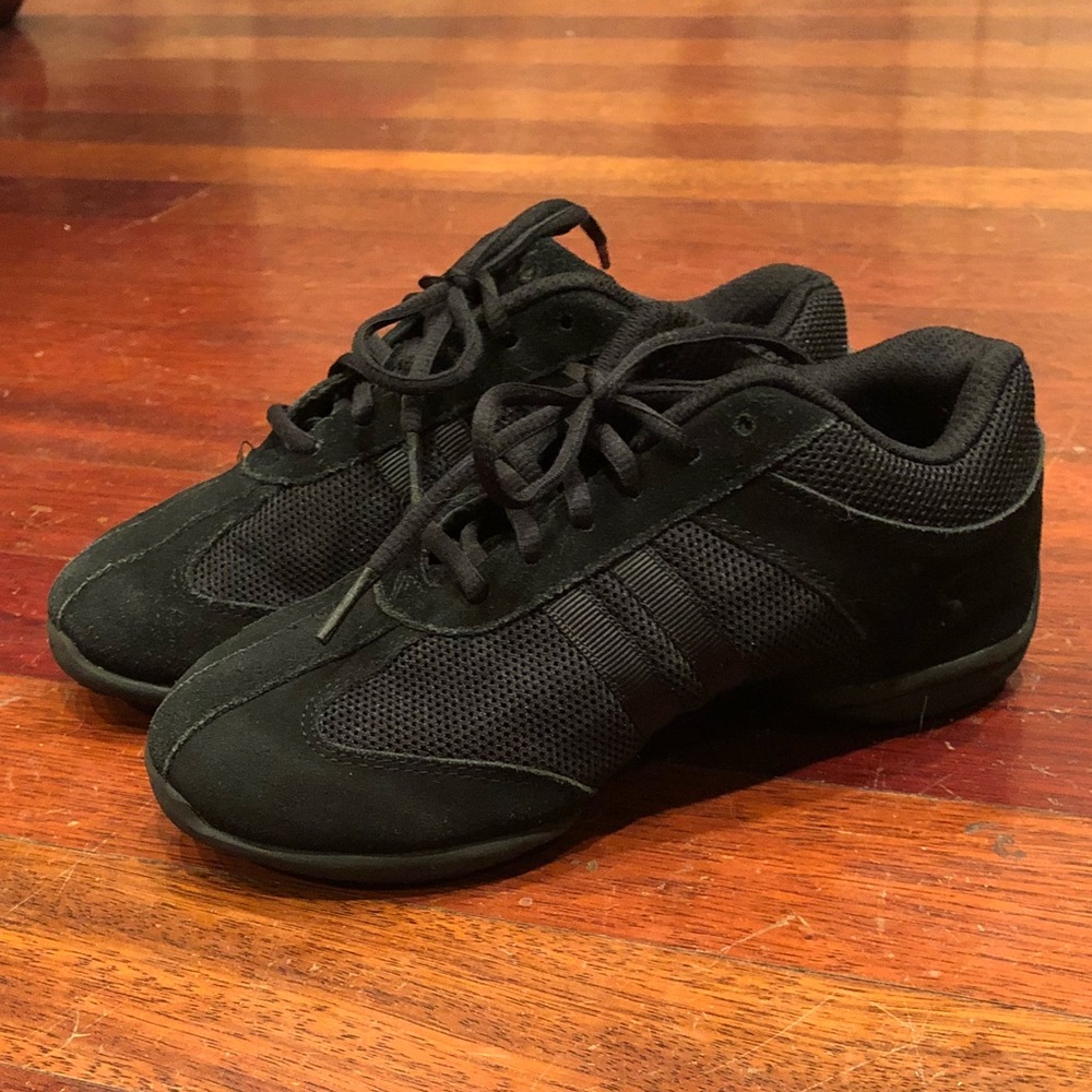 SALE • LIKE NEW SANSHA • HIP HOP DANCE SHOE